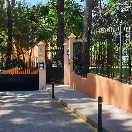 Sunny In Elviria Apartment *